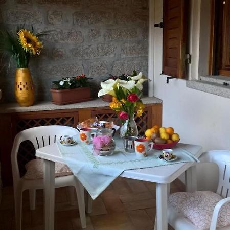 Casa Nel Borgo Di San Pantaleo Villa Dış mekan fotoğraf